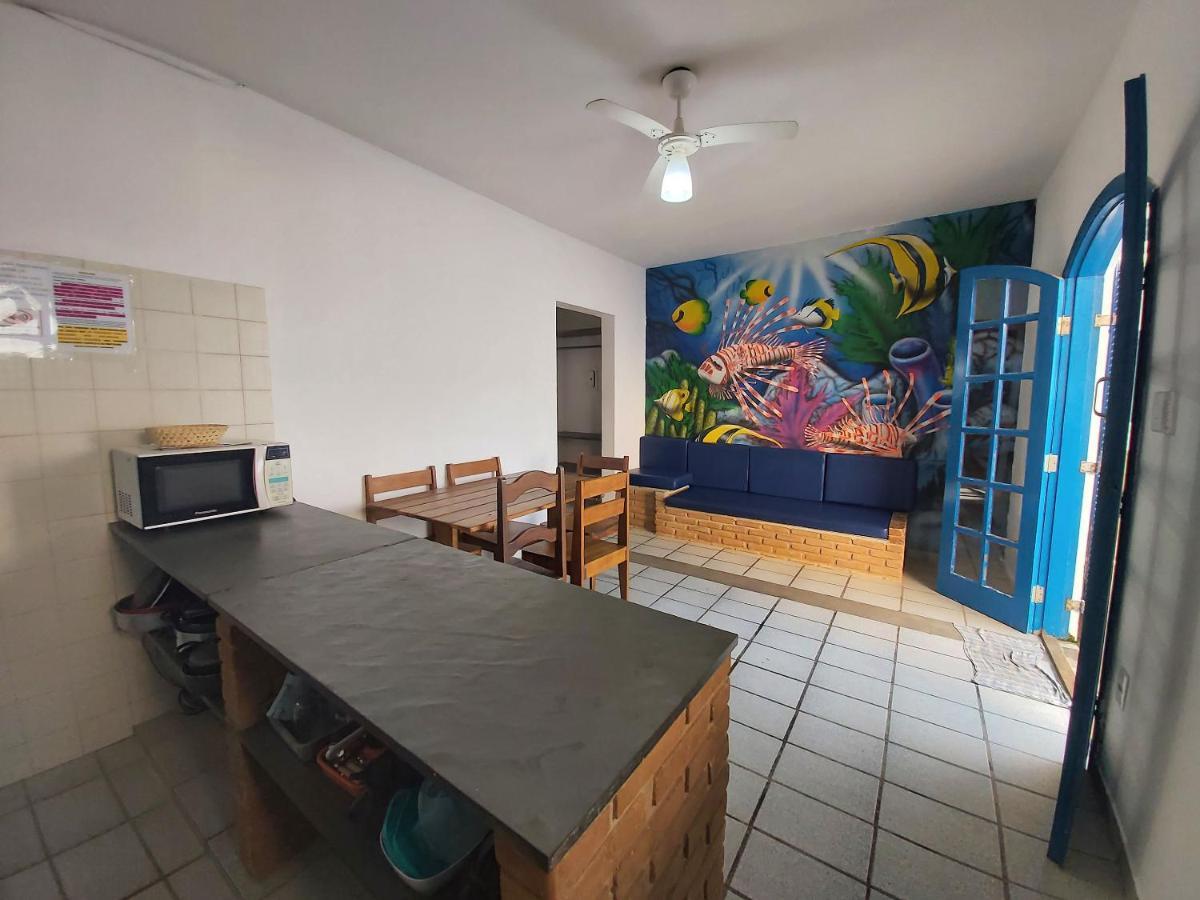 Chale Maranduba: Beachside Retreat With Pool And Modern Comforts